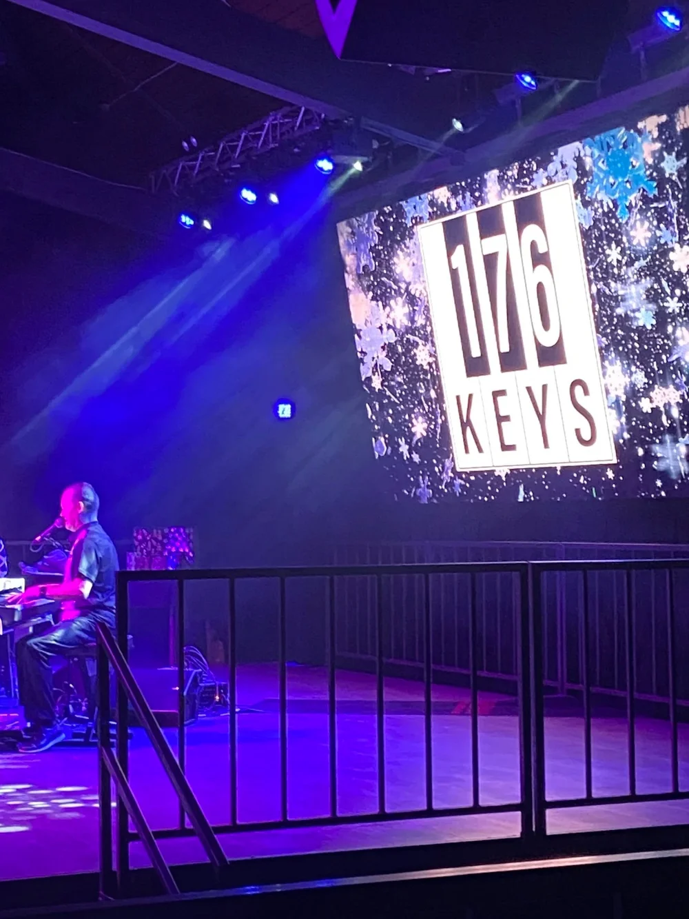 176 Keys